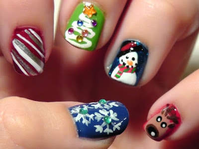 classy-and-stylish-christmas-nail-art-designs-for-girls-20