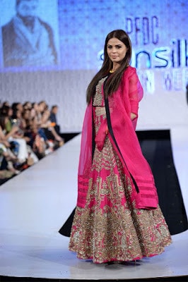 Ali-xeeshan-victory-collection-2017-at-pfdc-sunsilk-fashion-week-10