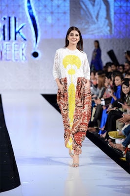 Ali-xeeshan-victory-collection-2017-at-pfdc-sunsilk-fashion-week-6