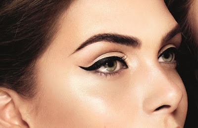 Apply-different-style-and-fashion-of-kajal-perfectly-11