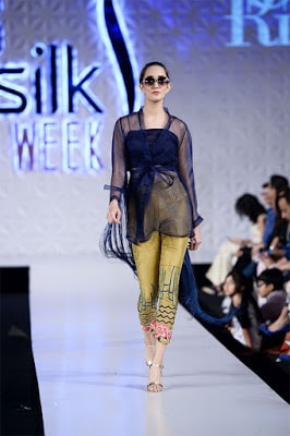 Saira-rizwan-collection-2017-at-pfdc-sunsilk-fashion-week-5