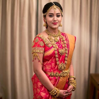Indian-wedding-blouse-designs-collection-2017-for-silk-saree-2