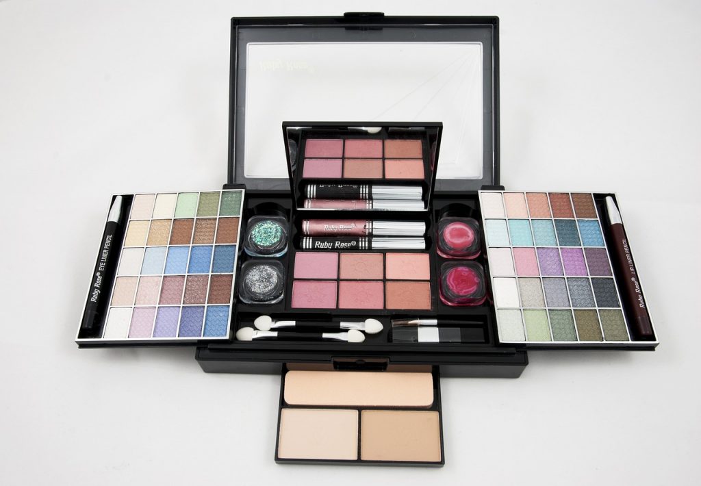 makeup kit