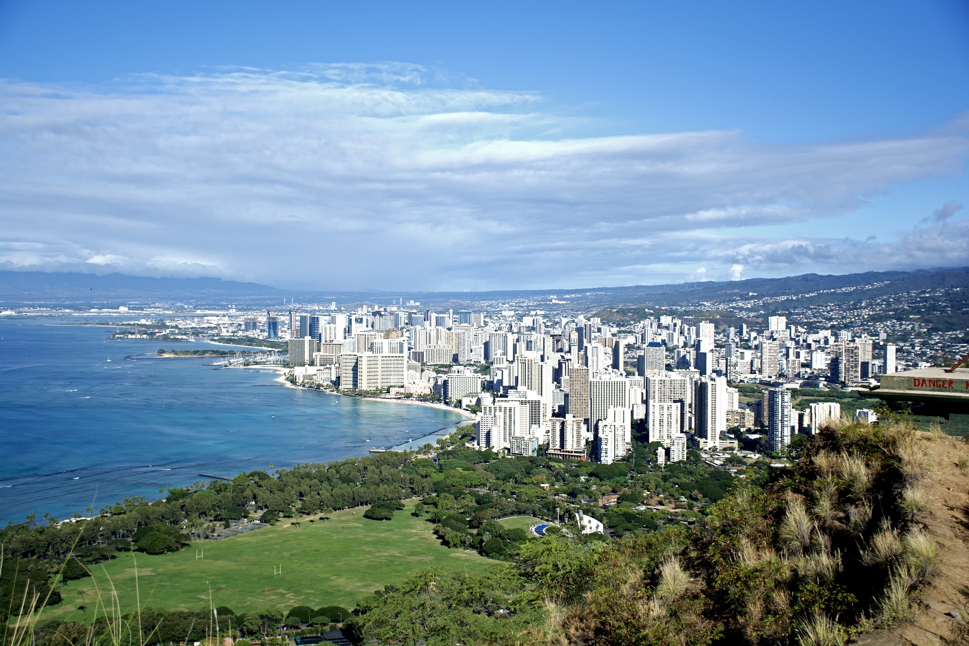 Honolulu Escourt